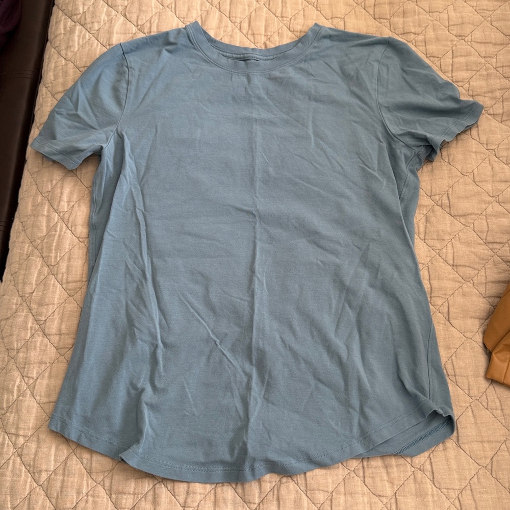 Women’s lululemon blue T-Shirt